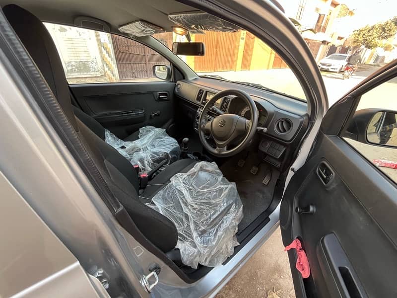 Suzuki Alto VXR in brand new condition 3