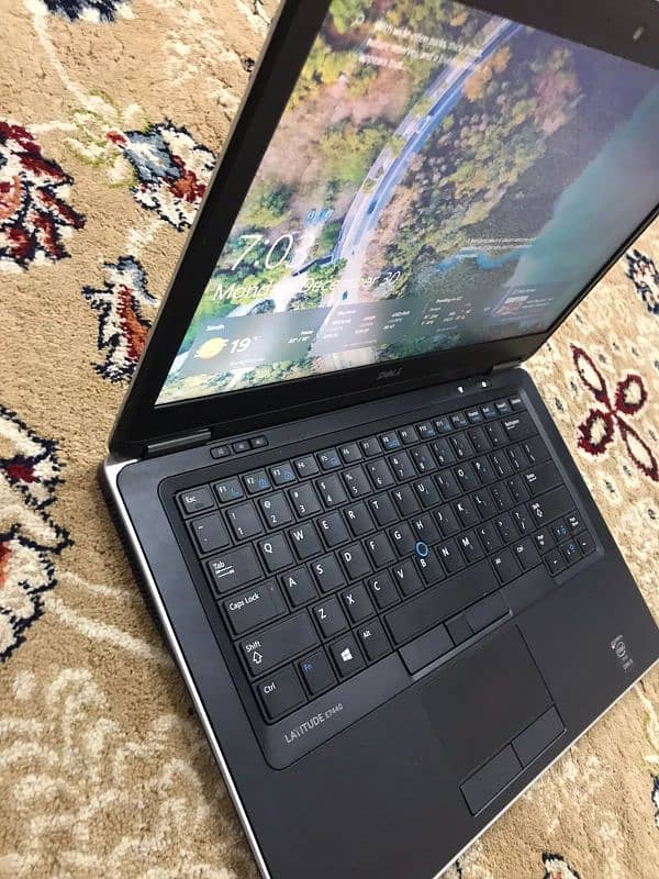 Dell latitude E7440 2