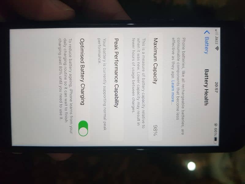 Apple iPhone 7 - Brand New Condition, 98% Battery Health, 6