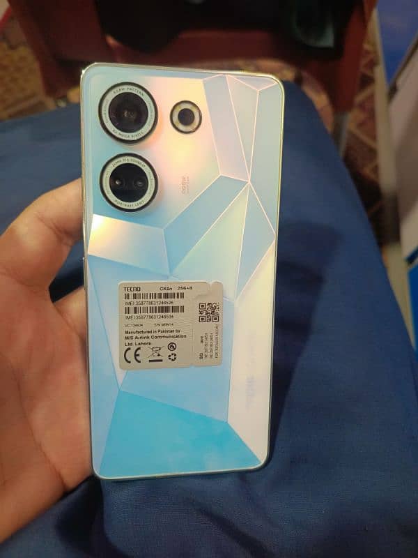 tecno camon 20 8/256 complete box original charger box 2