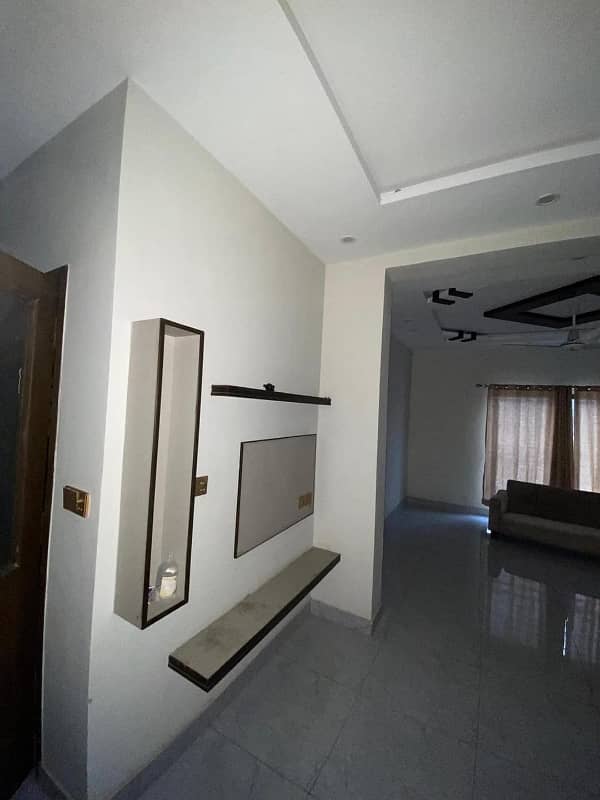 5 marla luxurious house for sale in dha 9 town 14