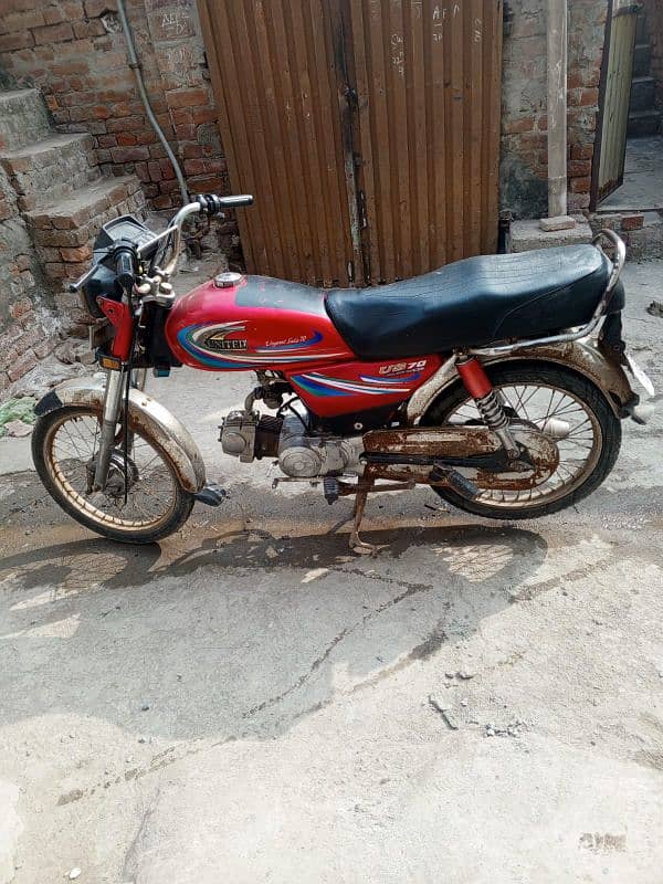 United motorcycle urgent for sale 0