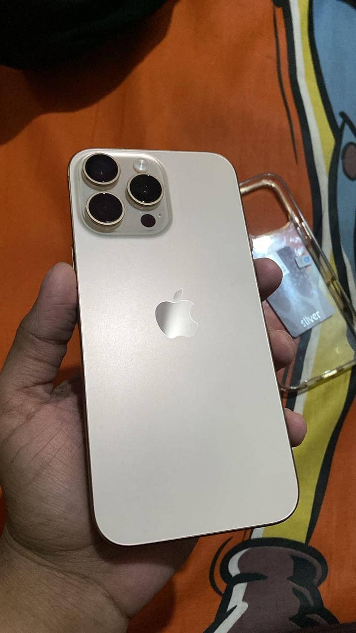 Apple iPhone 16 Pro Max 0