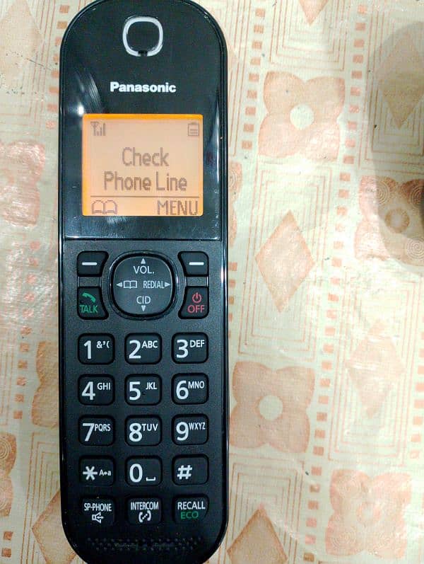 Panasonic KX-TG420E Hexa (set of 6) intercom Plus Cordless Phone 2