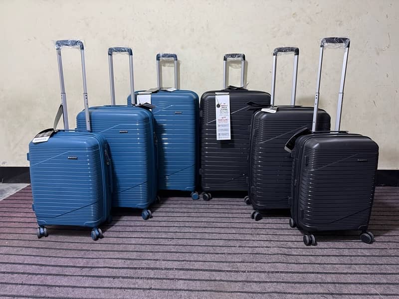 Luggage bags/ travel suitcases/ trolley bags/ travel trolley/ attachi 9