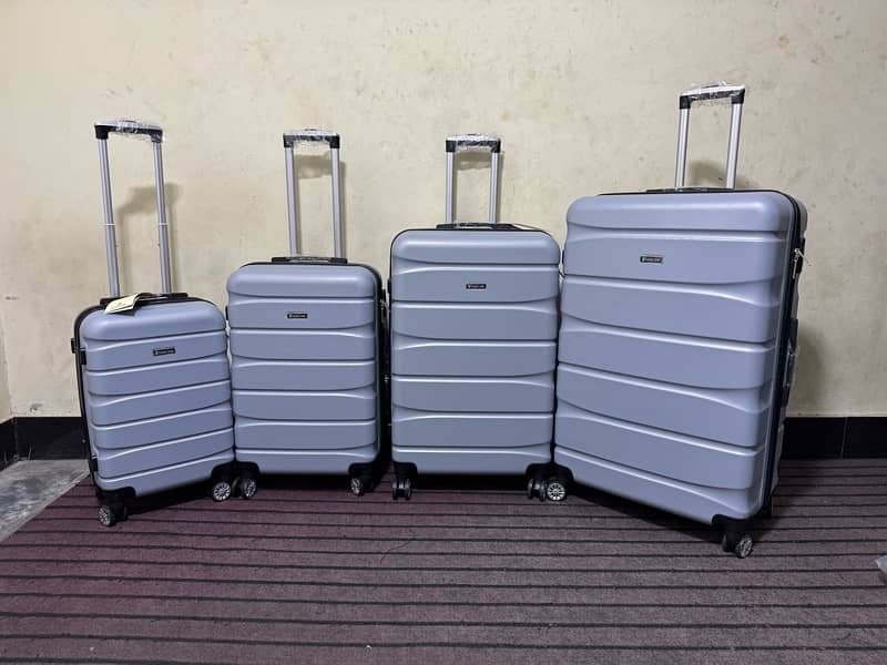 Luggage bags/ travel suitcases/ trolley bags/ travel trolley/ attachi 12