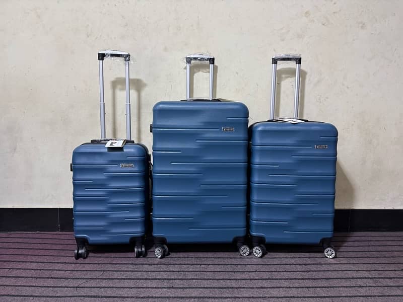 Luggage bags/ travel suitcases/ trolley bags/ travel trolley/ attachi 13