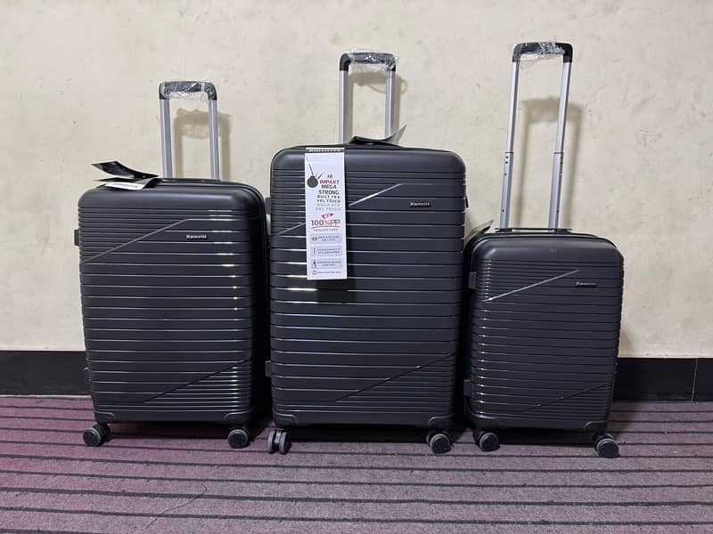 Luggage bags/ travel suitcases/ trolley bags/ travel trolley/ attachi 8