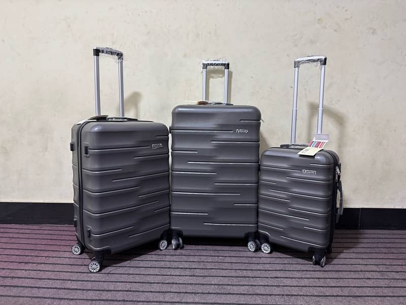 Luggage bags/ travel suitcases/ trolley bags/ travel trolley/ attachi 12