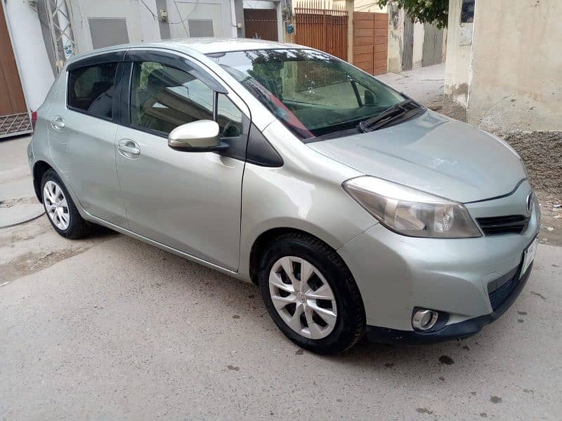 Toyota Vitz 2013 5