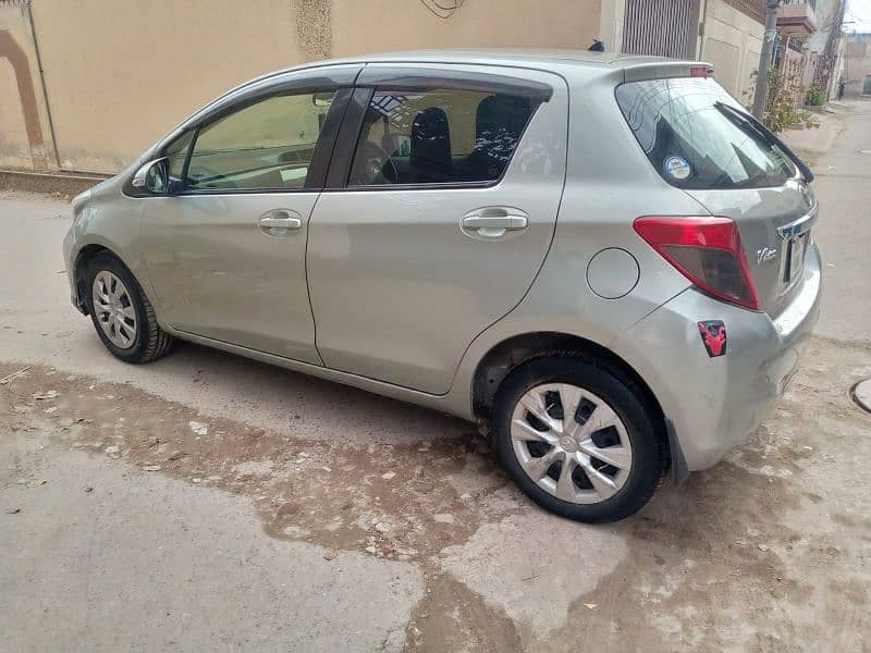 Toyota Vitz 2013 10