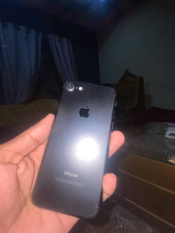 iPhone 7 10/9 condition all okay 0