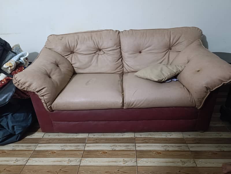 7 Seater used Sofa Set 0