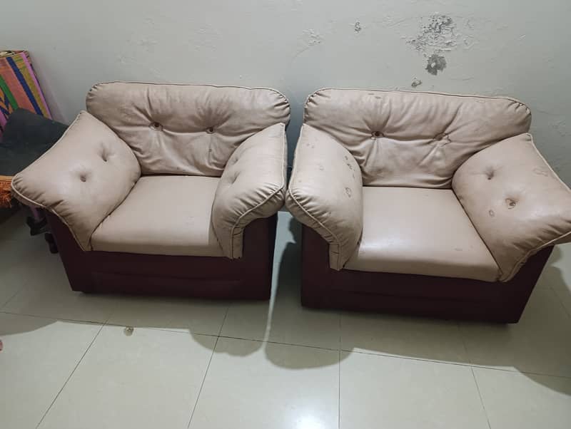 7 Seater used Sofa Set 1