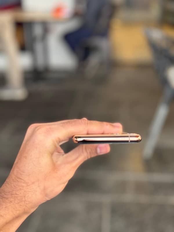 Iphone 11 pro PTA APPROVED 256 GB ! 8