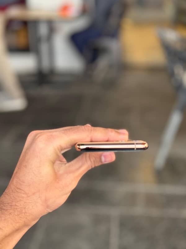 Iphone 11 pro PTA APPROVED 256 GB ! 13