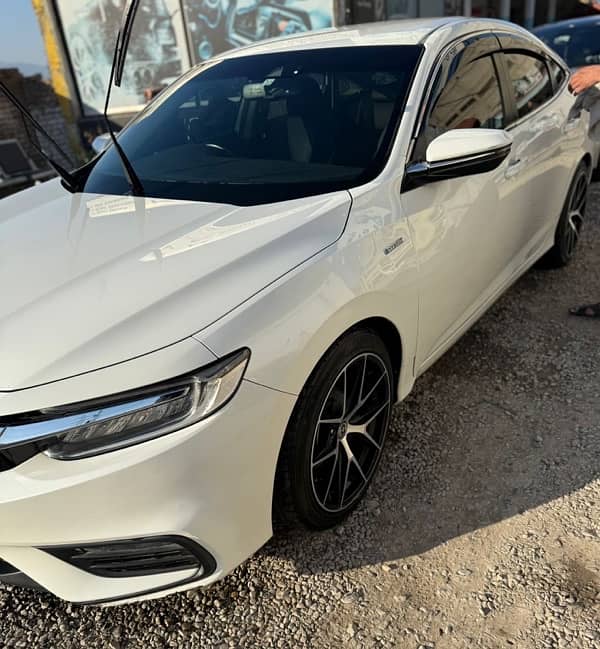 Honda Insight 2018 3