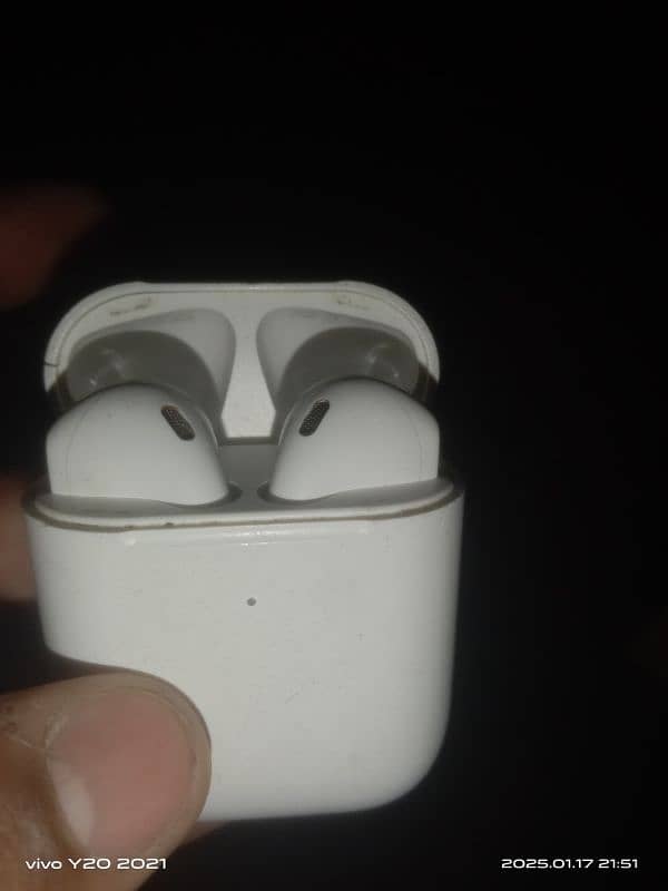 airpods 0