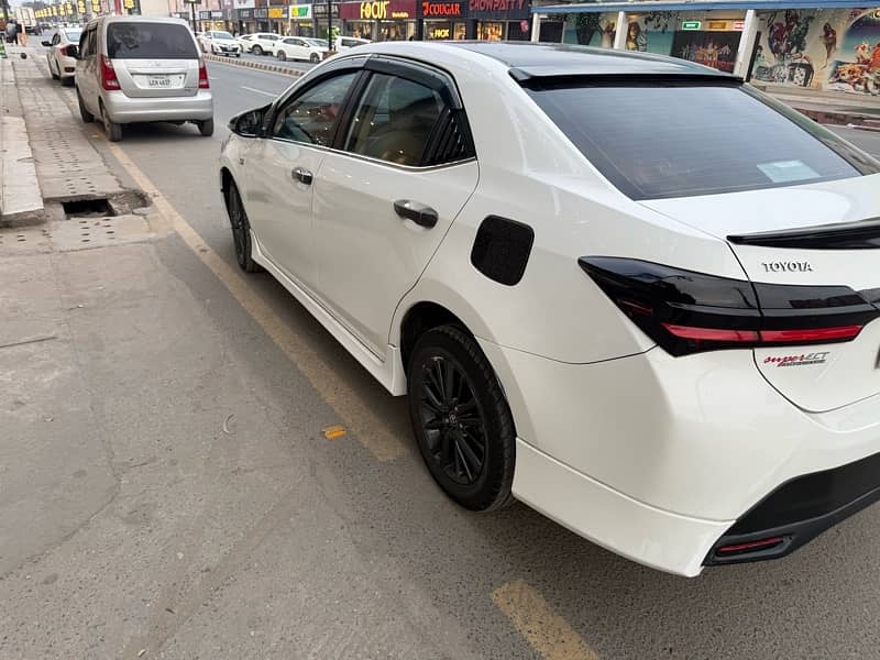 Toyota Corolla Altis 2021 4