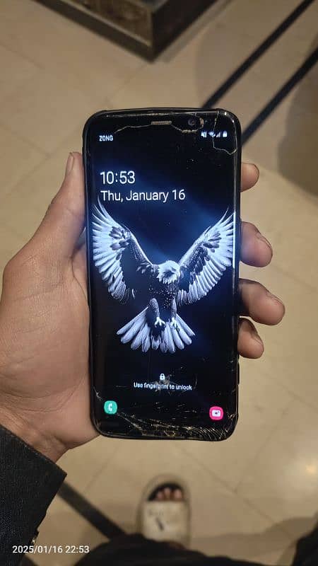 Samsung phone S8 colour black 2