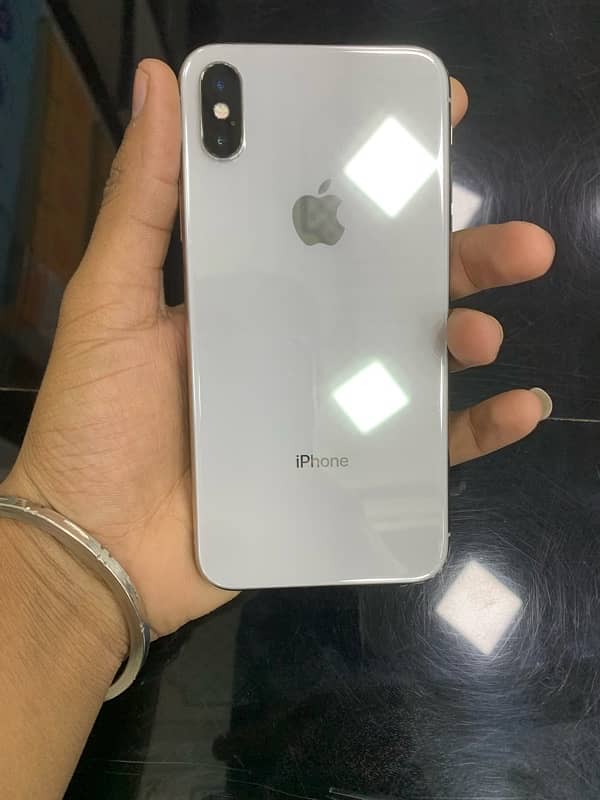 Iphone x 64 gb pta approved colour white condition 10”10…… 1