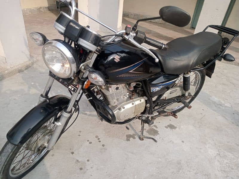 Suzuki GS 150 2015 Model 0