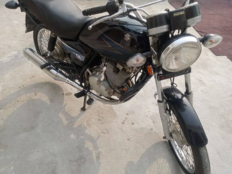 Suzuki GS 150 2015 Model 1