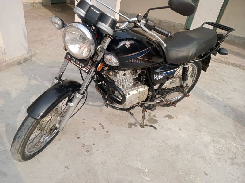 Suzuki GS 150 2015 Model 3