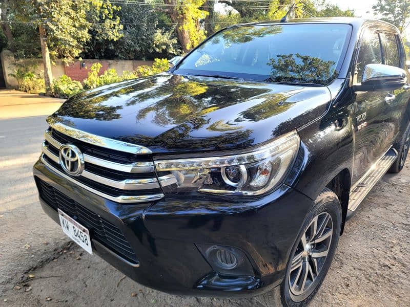 Toyota Hilux Revo 2018 0