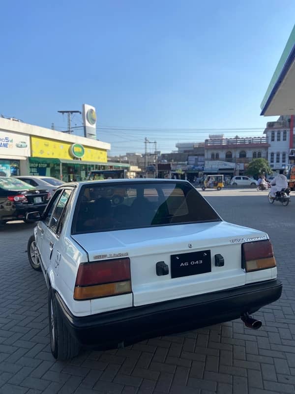 Toyota Corolla 1984 6