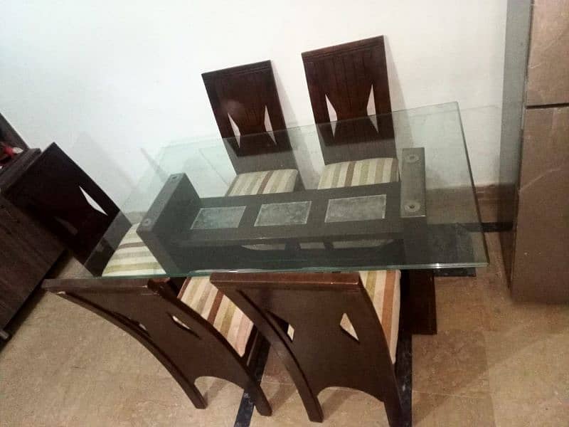 Dinning Table 0