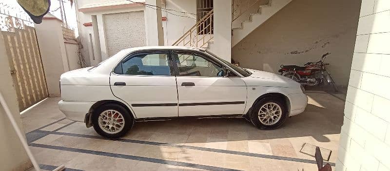 Suzuki Baleno 2003 5