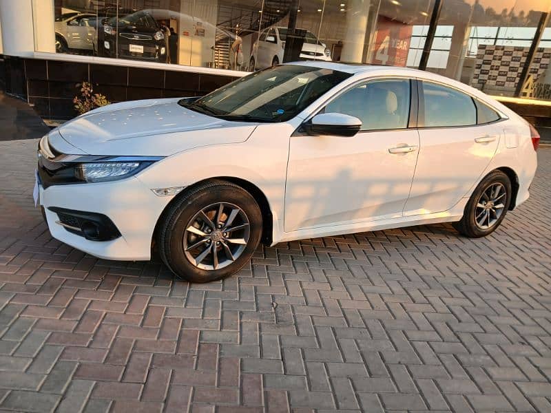 Honda Civic Oriel 2021 Automatic 3