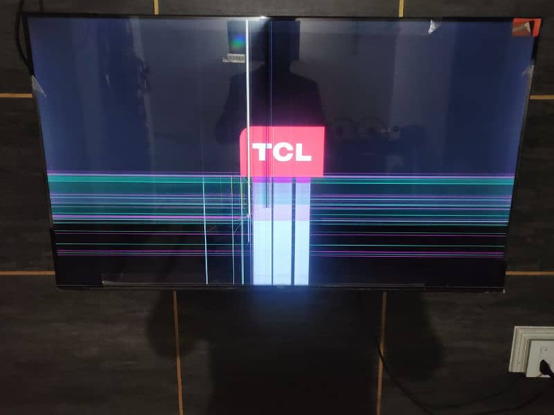 TCL Android 43" LED PANEL BREAK 0