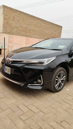 Toyota Altis 1.8 Grande 2021 black interior