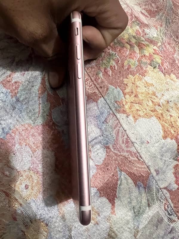 iPhone 7 128GB non pta 5