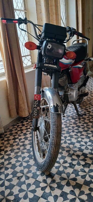 Honda 125 in clean condition 1