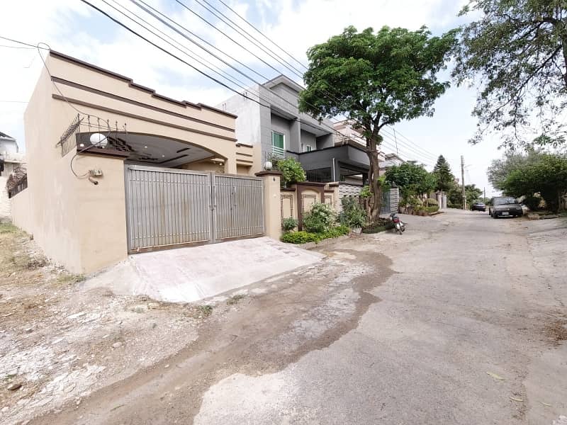 On Excellent Location A Centrally Located House Is Available For Sale In Rawalpindi 1