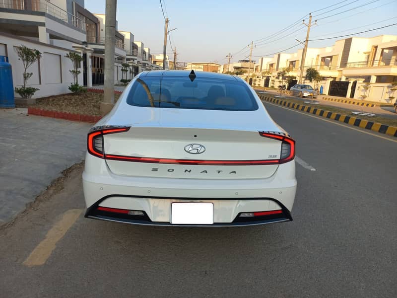 Hyundai Sonata 2021 9