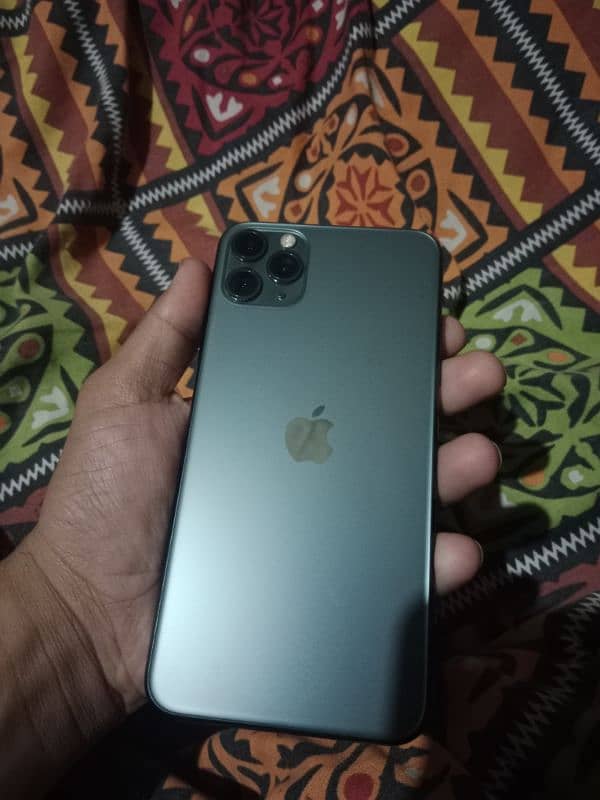 iphone 11pro max (Factory unlocked) 12