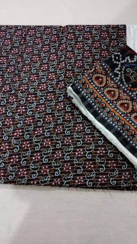 all over 3pc lawn suits with zary lines 8