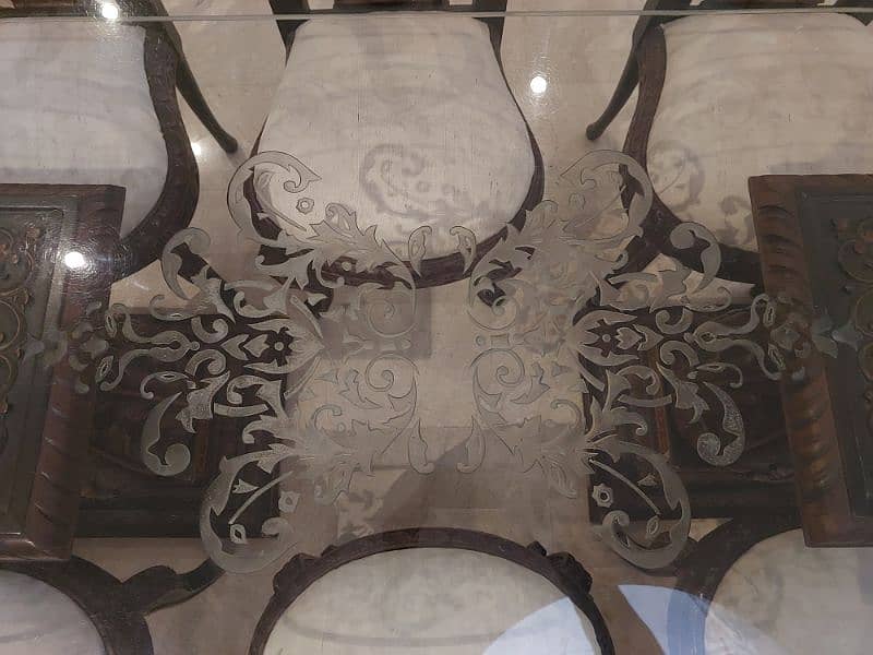 Dining table and chairs set 5