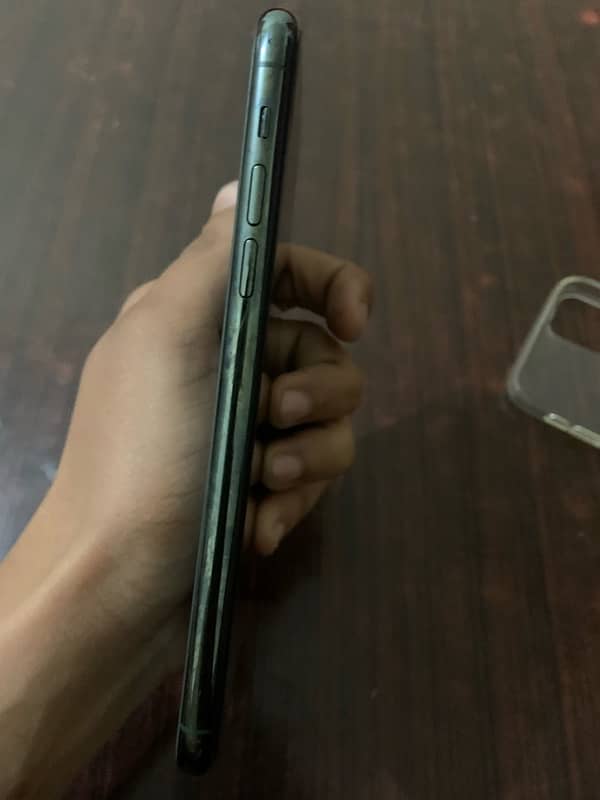 IPhone 11 Pro Max for sale 3