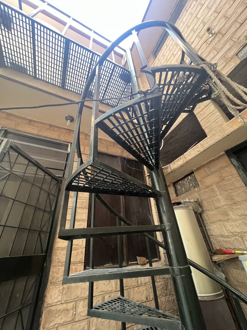 Stairs Iron Stairs cnc cuttin iron Stair with balcony solid iron stair 2