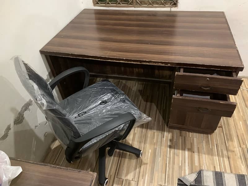 office tables for sale 2