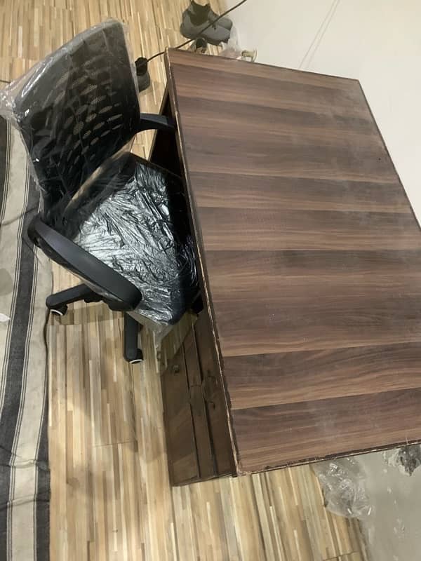 office tables for sale 3