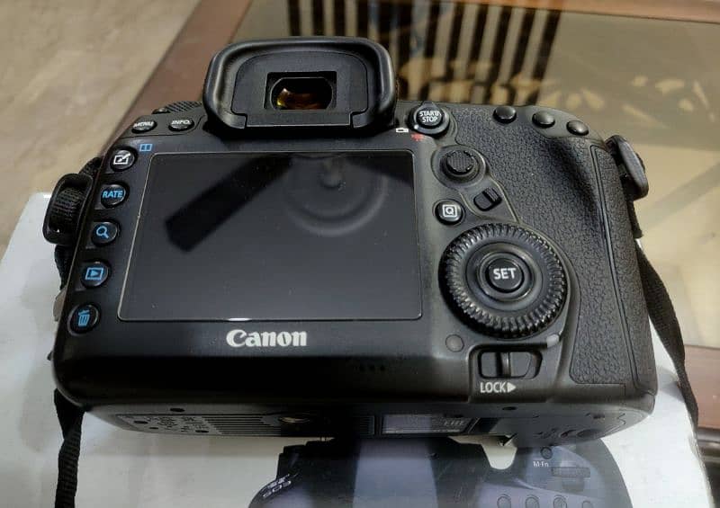 Canon 5d mark 4 10/10 5