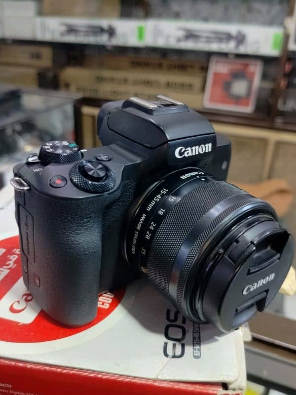 Canon M50 Mirrorless Camera | Complete box | 15-45mm stm | 4k camera 4