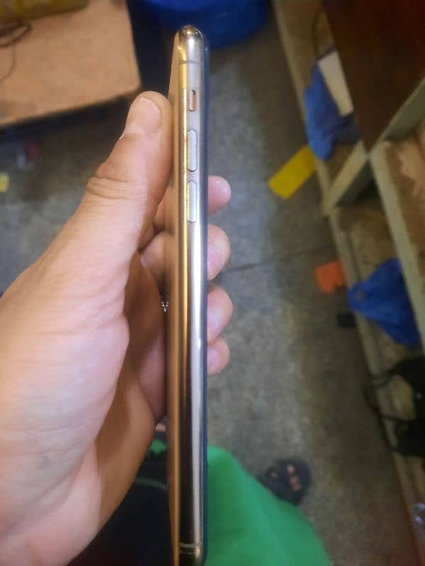 Iphone 11 pro max 64Gb PTA approved 2