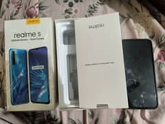 Realme 5 4/64 with box